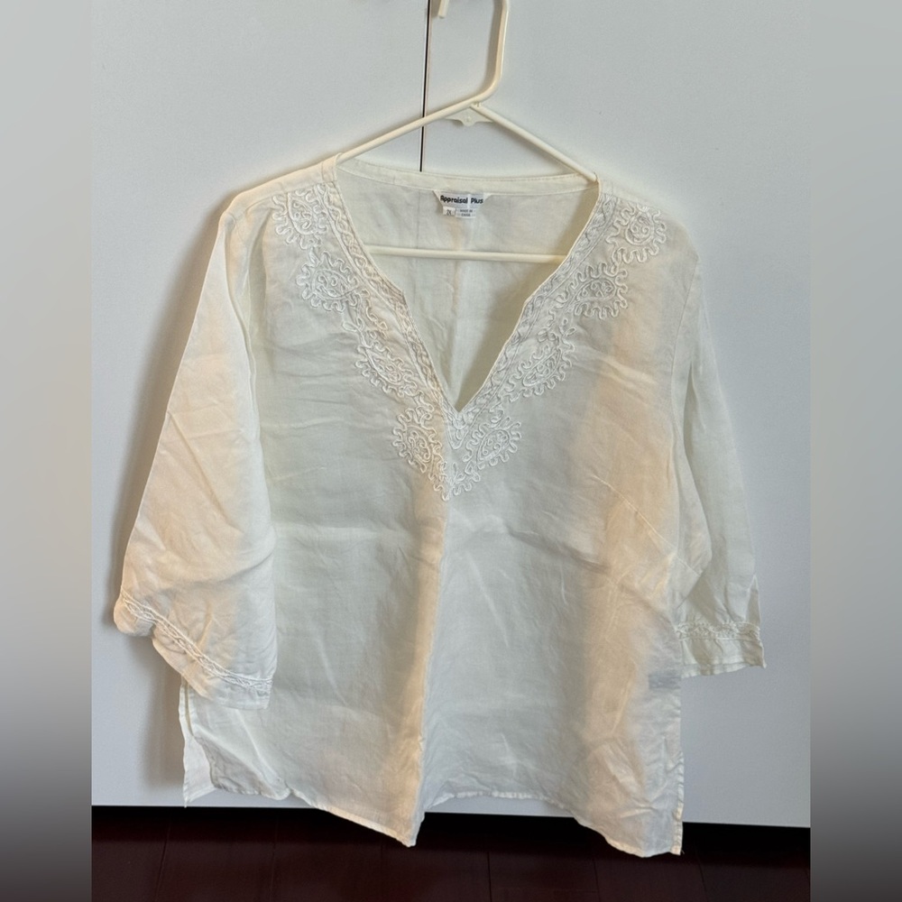 NWOT Appraisal Plus White Linen Blouse Top Tunic Embroidered 2X summer comfort